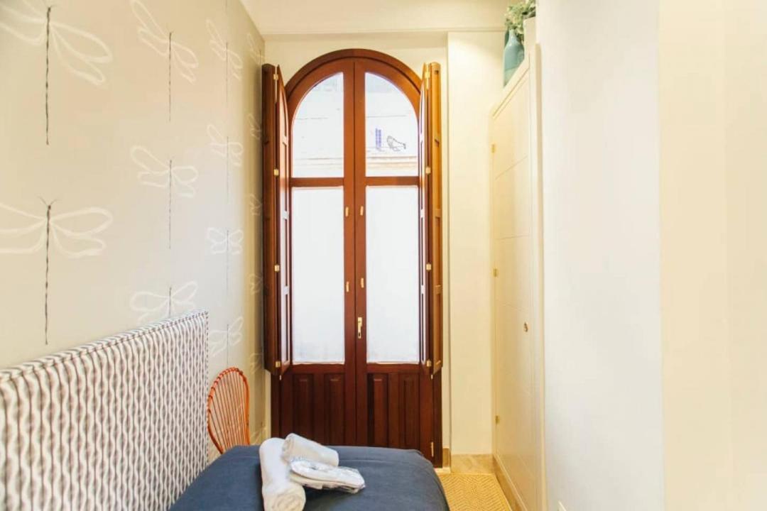 New With Height- 2Bd 1Bth- Pajaritos Lejlighed Sevilla Eksteriør billede